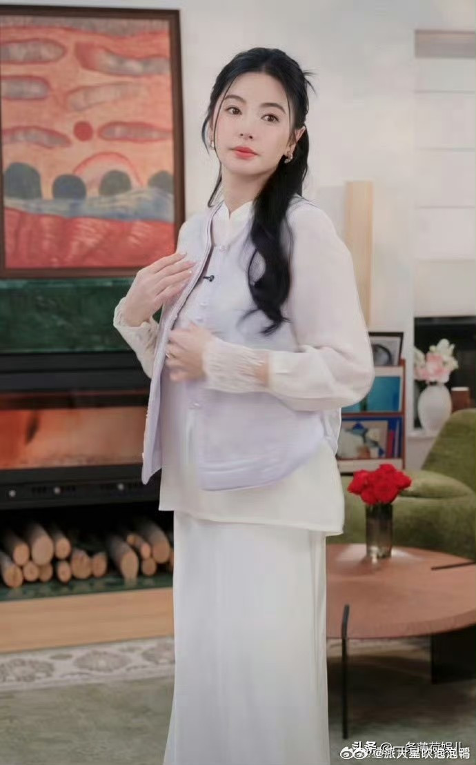 张雨绮的dy风波就这么过去了？有人今天在医院偶遇张雨绮疑似做孕检，带着口罩，