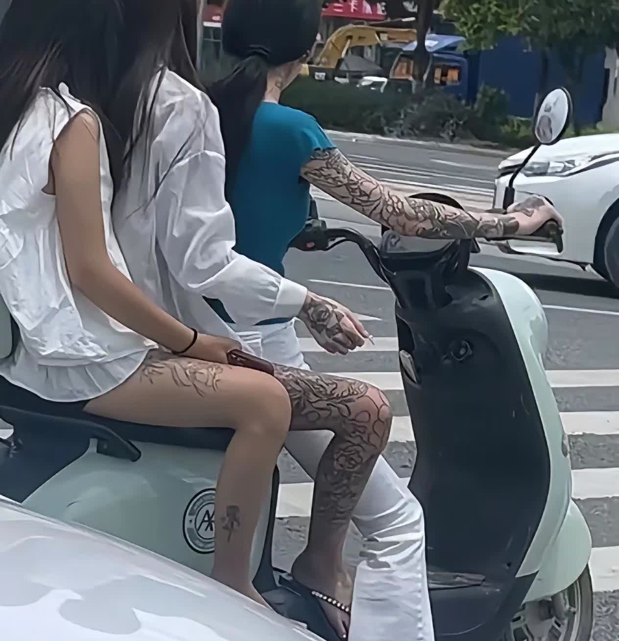 这审美也真是的，当纹身成为日常和潮流的时候，我才知道什么是代沟，我们学生时期的五
