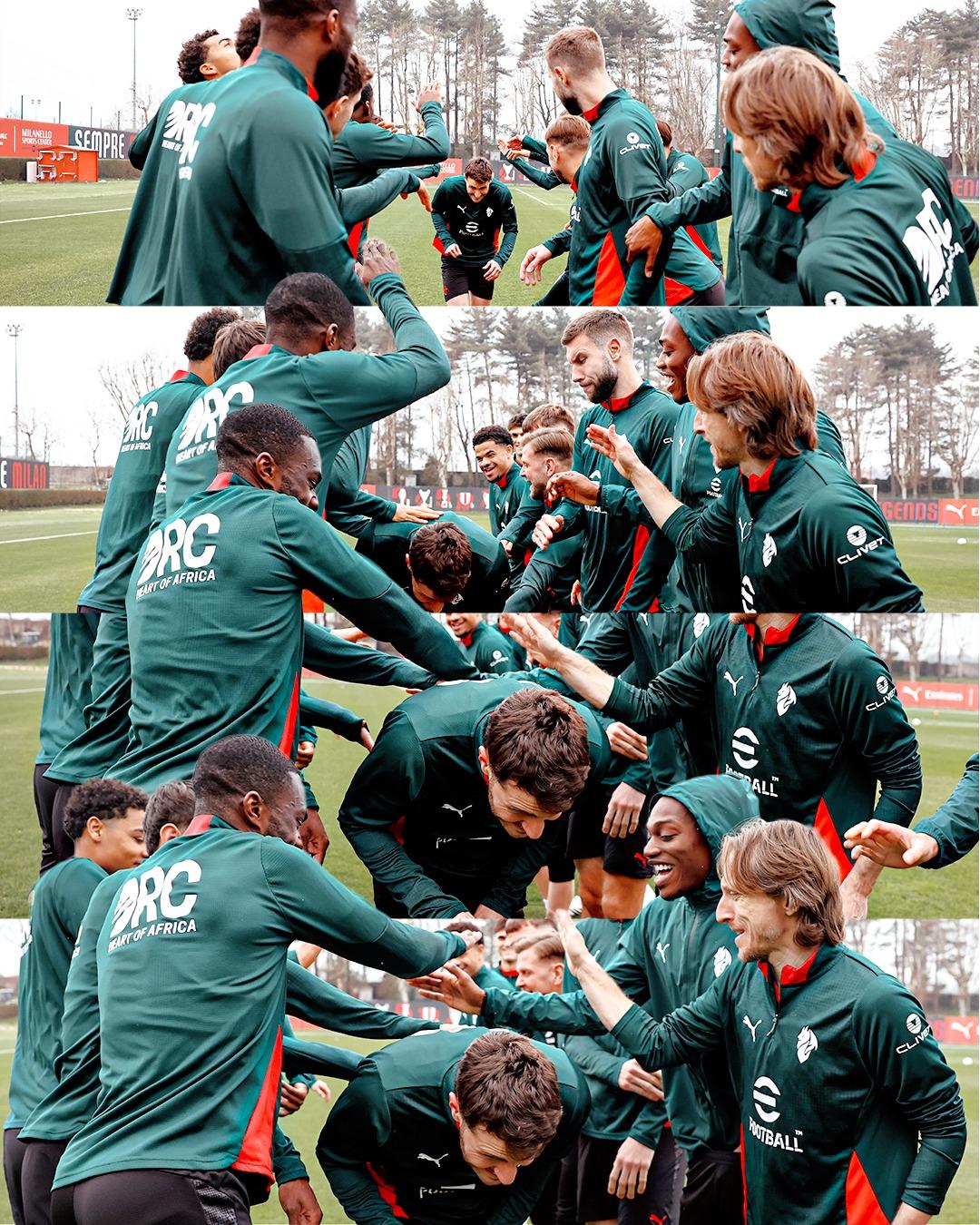 给希门尼斯的“列队仪式”🙌😂桑蒂，欢迎归队👊