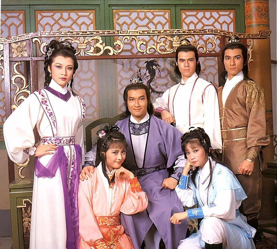 |岛主的故事|岛主郭靖、黄蓉夫妇，因为前岛主黄药师的积累，富可敌国，郭靖黄
