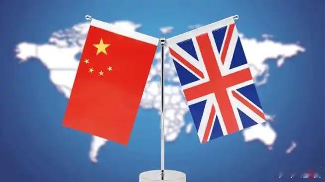 英国这回真“哑火”了！7月12日刚跟着美国签完南海联合声明，第二天中国
