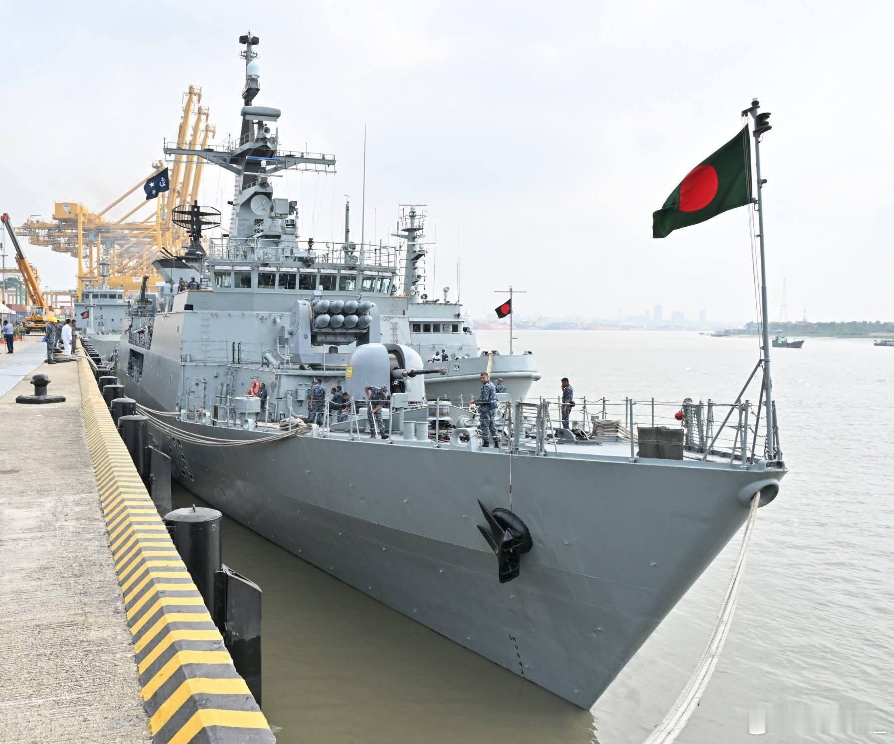孟加拉国海军F-25“Bangabandhu”号护卫舰新图：此舰为韩国大宇造DW
