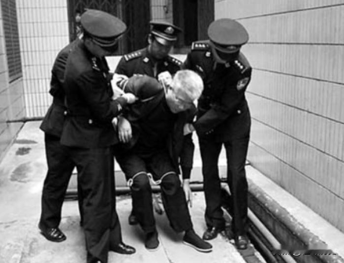 死刑犯的最后一天，都有哪些待遇呢？如果害怕死亡，想要喝上一斤白酒壮壮胆，这个要求