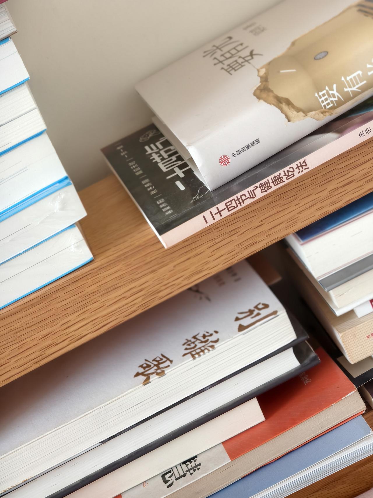 退休后已经斩断了和两个之前朋友的往来。一个是每次见面都是吐槽身在农村的公婆，令