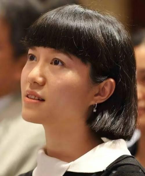 当初看杨老给翁帆婚姻,才懂真正的感情里尊重比啥都金贵!反观我之前那段婚,真