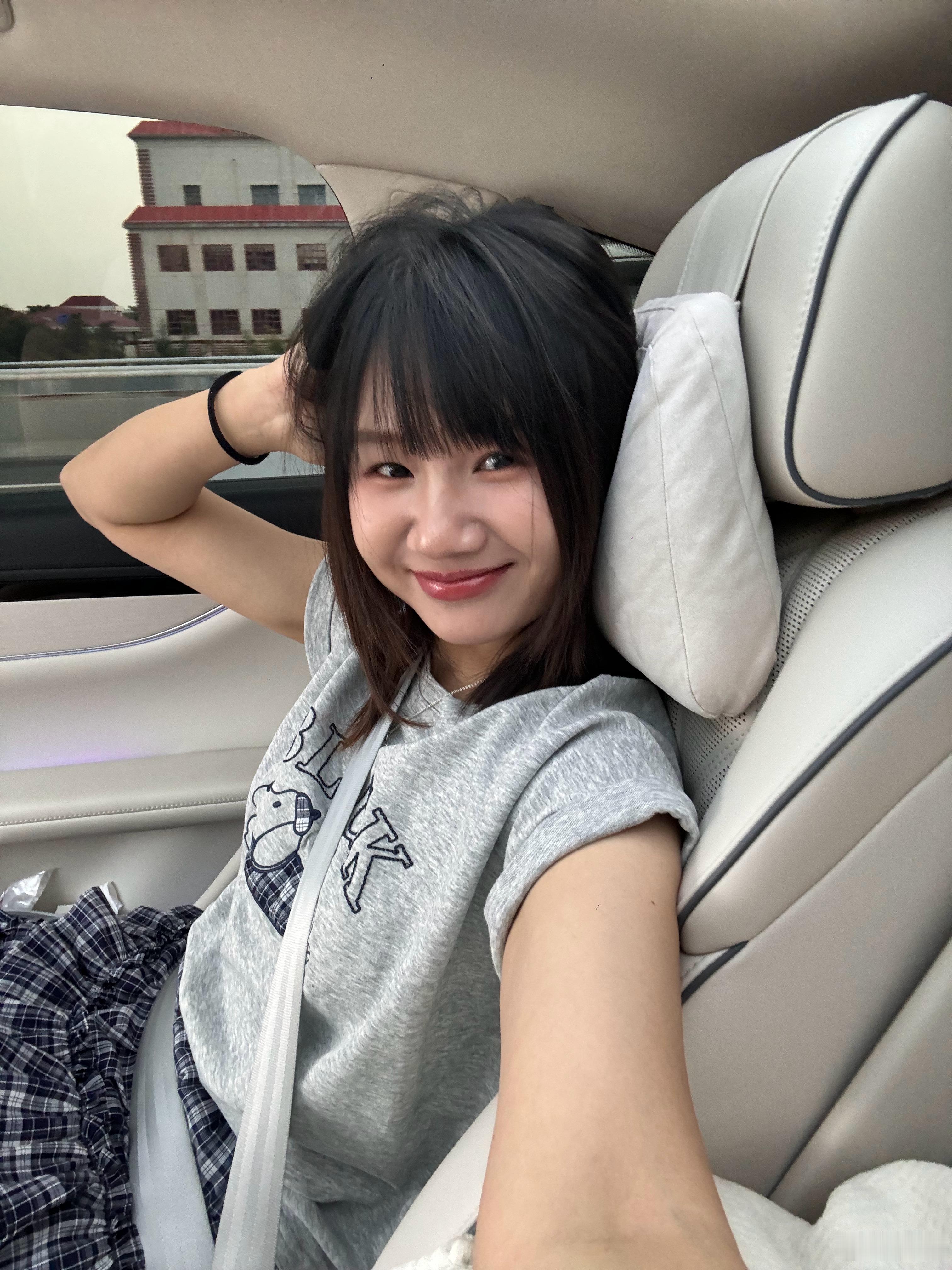 中了师父的1000大奖！美滋滋的出门吃饭啦​​​
