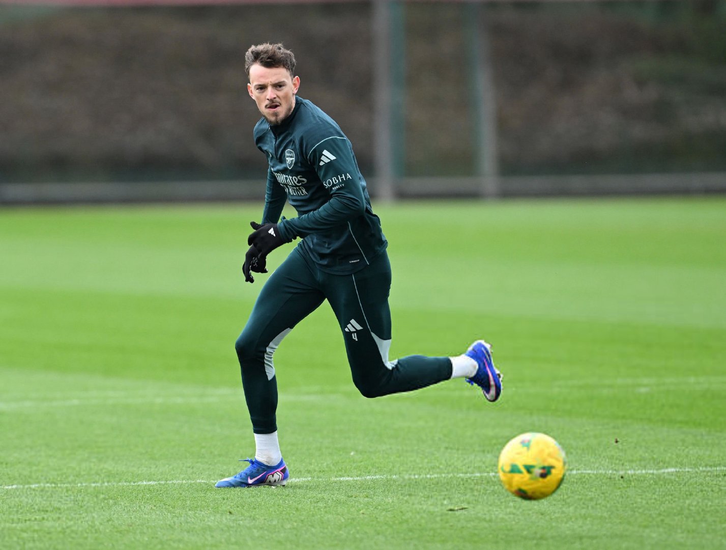 训练备战与切尔西的比赛！阿森纳阿森纳vs切尔西联赛杯