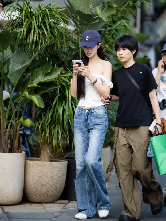 上海街拍｜街头的时髦穿搭