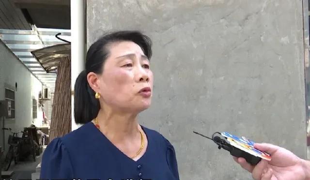杭州，谢女士在杭州有一栋4层楼的房子出租，一层出租1200元。十多年来都相安无事