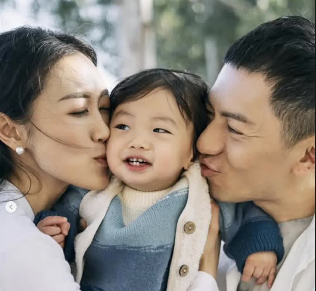 港姐张宝儿儿童节宣布怀二胎，‘视帝’老公兴奋留言：我会努力的TVB港姐张宝儿