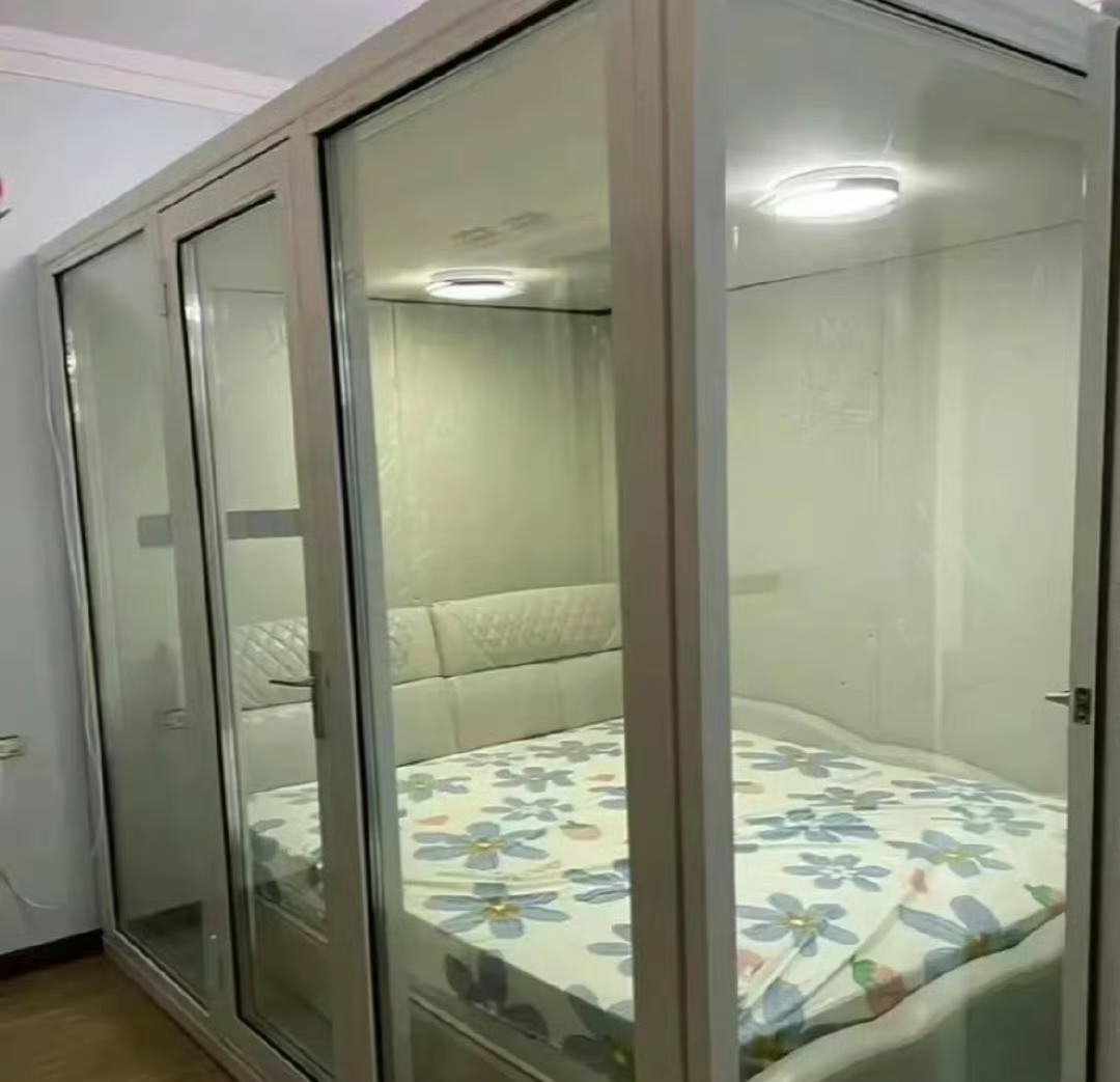 为什么有的人要把床弄得如此封闭？真有人喜欢这样的床吗？