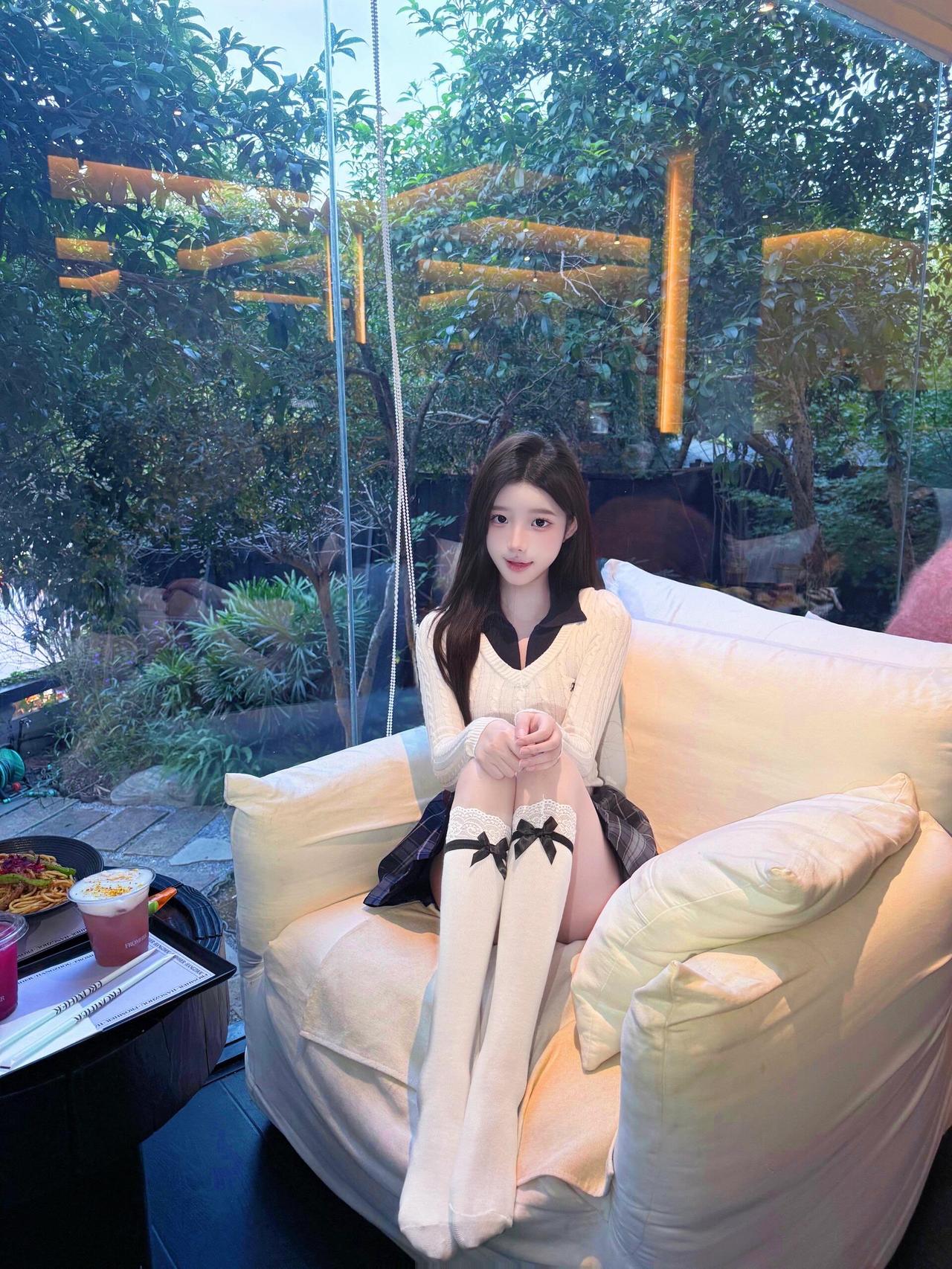 女生怎么搭配服装才能又酷又美淡淡的就会顺顺的