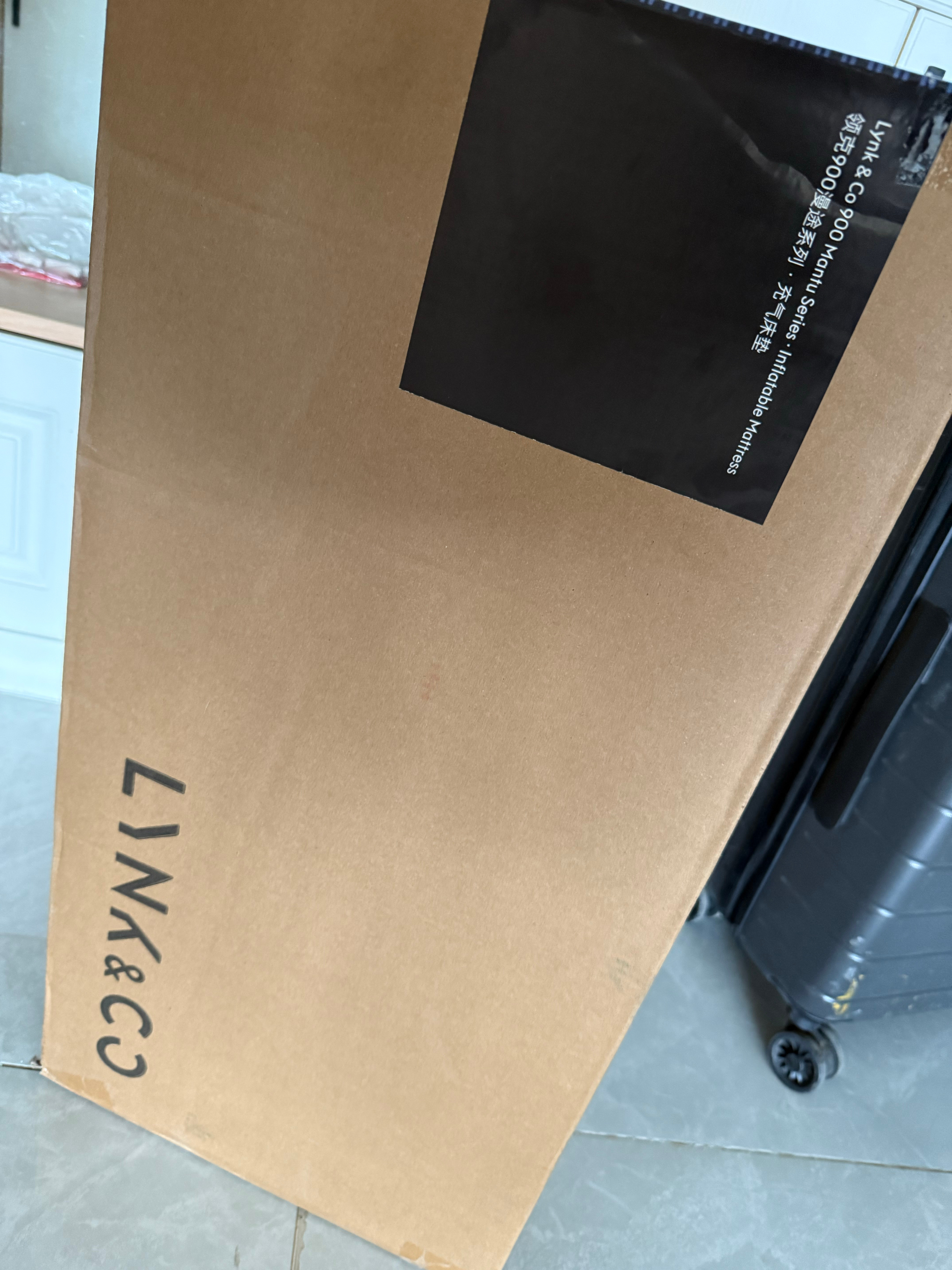 领克900的充气床垫到了可以计划去露营了🤗有没有买了同款的？​​​