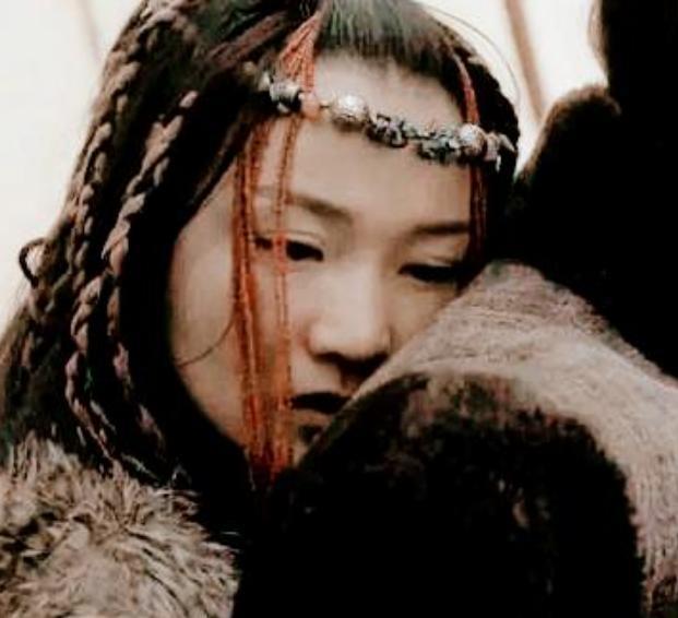 公元前95年，苏武在羊棚外睡觉，突然，一个匈奴美女闯进了他的被窝，苏武怒斥道：“