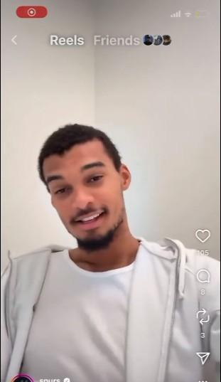 邓肯还是科比？看看文班亚马怎么说。当被网友问道这个问题时，文班亚马说：“这很难