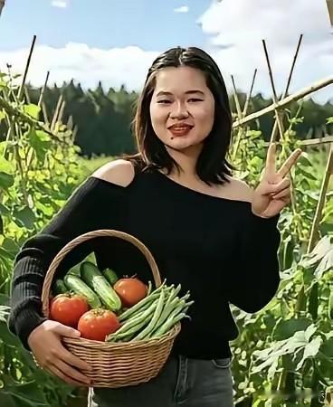 太治愈！全红婵原生态状态出圈，这才是顶流运动员的模样