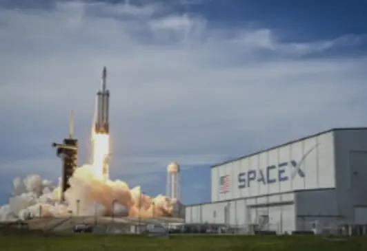 “中国不需要也不可能复制SpaceX”中国不需要也不可能复制SpaceX。Sp