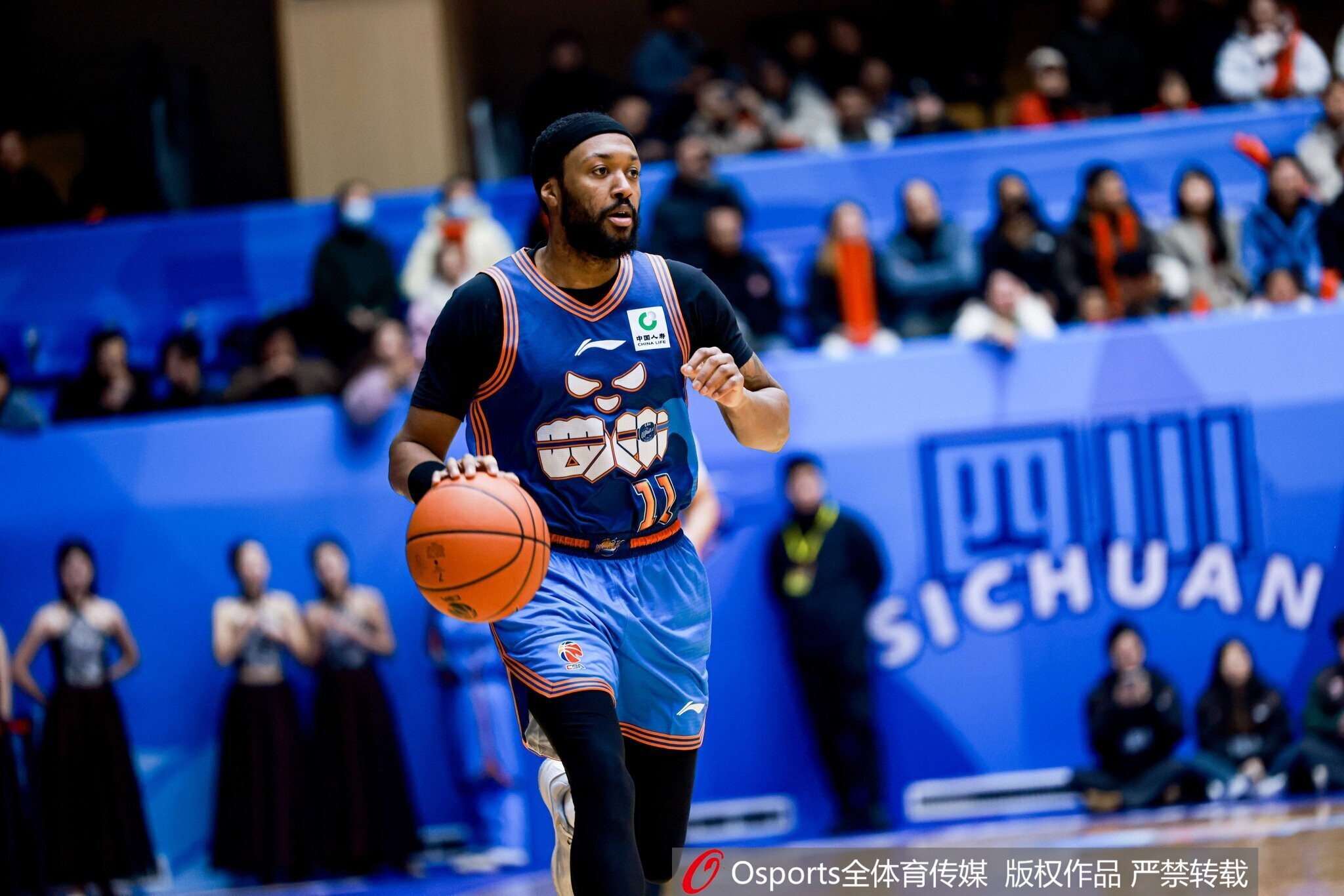 媒体人: 外援因欠薪拒出场 四川应把有价值球员交易换现金补窟窿