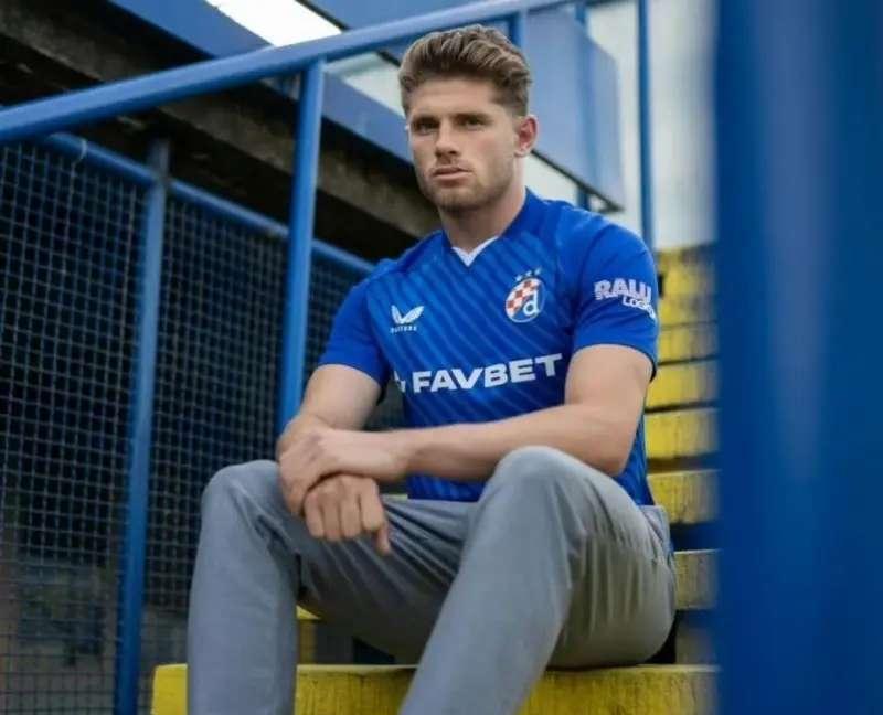 邓佛里斯的替代者或许会是苏西奇的前队友。有消息说国际米兰或许会再度从萨格勒布迪纳