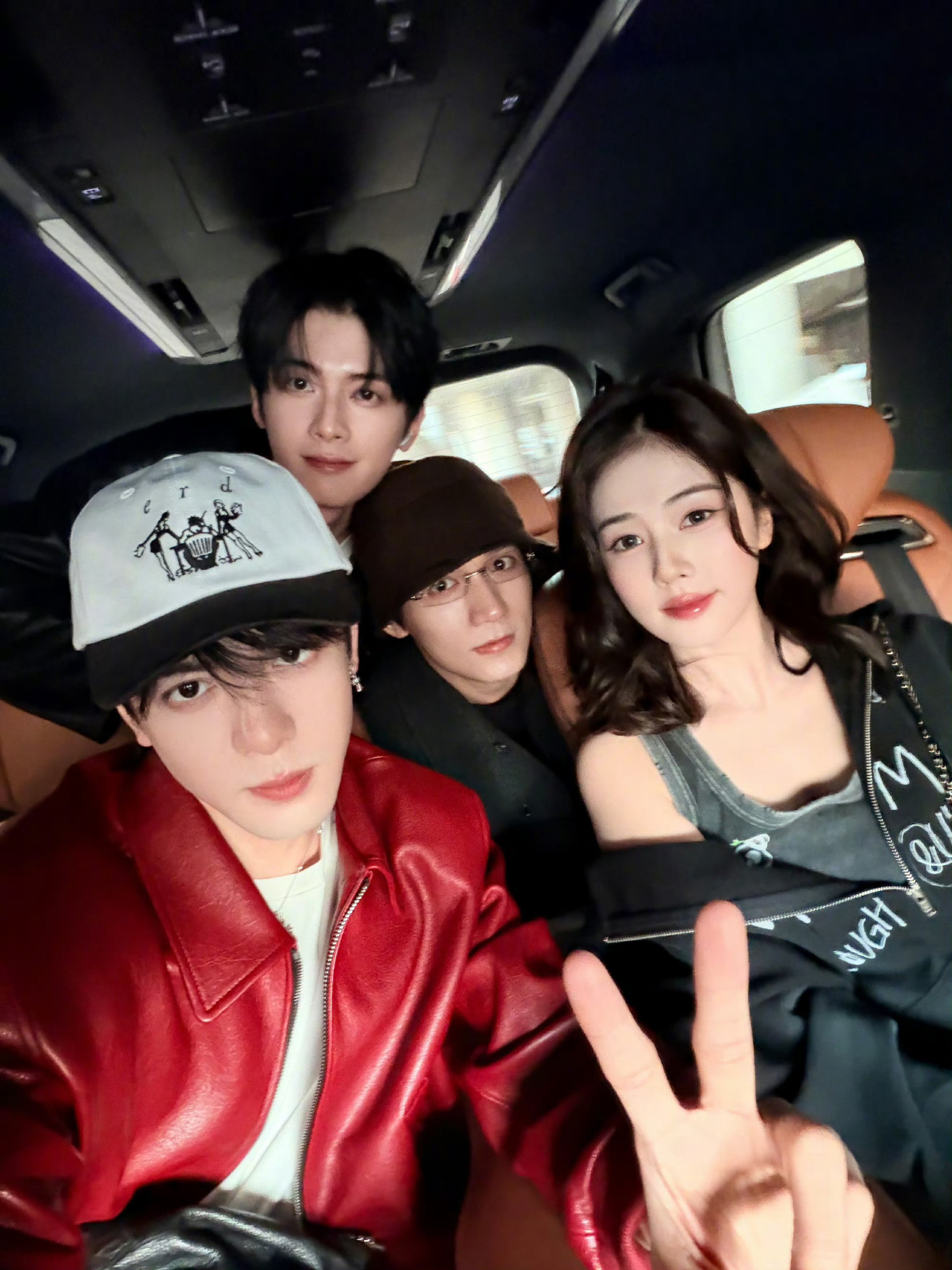 演唱会变跑男特辑，宋雨琦这排面，直接拉满。