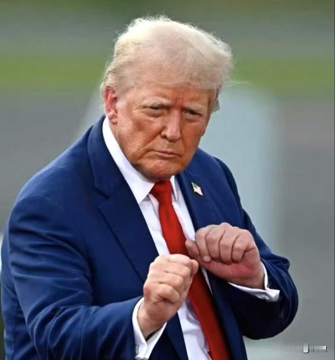 特朗普这回算是把“交易艺术”玩明白了。刚跟东方大国谈完，立马就大张旗鼓地宣布“大