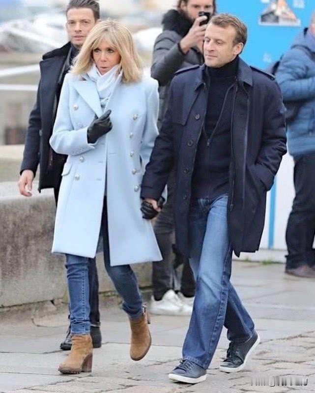 法国第一夫人：“有时感到从未有过的悲伤”马克龙：2027年以后不再从政评：