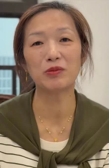 许健华，醒醒吧。这次别怪我说话难听。实话实说，如果我是你，目前要做的第一