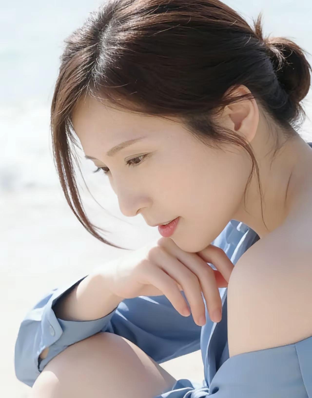 绝美的容颜，惊世骇俗的美