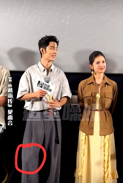 肖战的人品，绝对不仅仅体现在演技里。你仔细看他和张倩仪一起剧宣那个视频，这哥