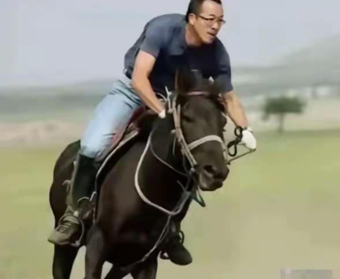 老于突然发现，这一百五十万买个面子，不值！老陈也发现，为了那一百五十万丢了面子