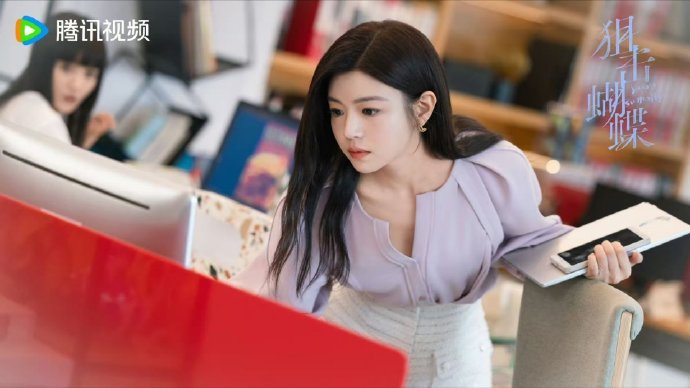 陈妍希还是太全面了嘿！陈妍希的新单曲《Butterfly蝴蝶》今日要和大家见面啦