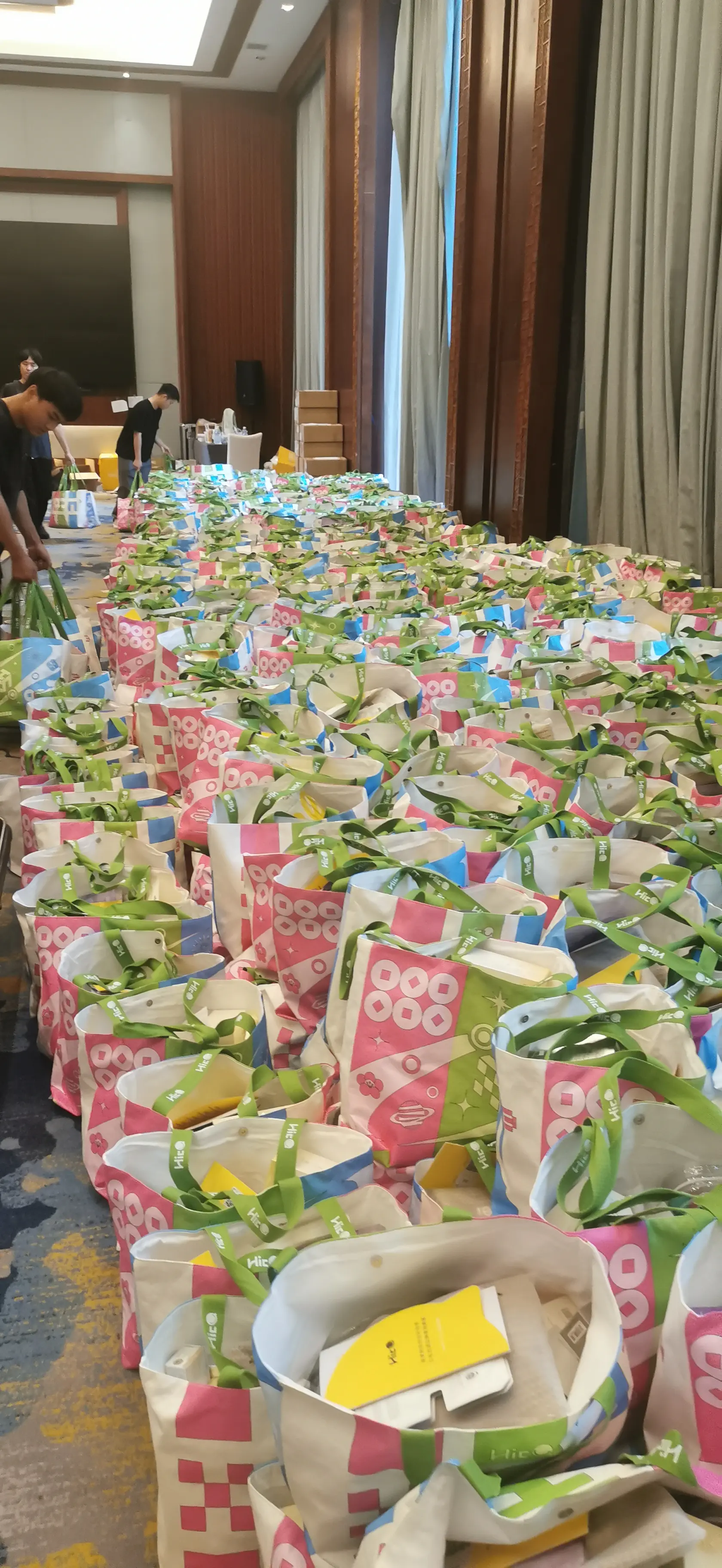 1300袋.稳稳当当…