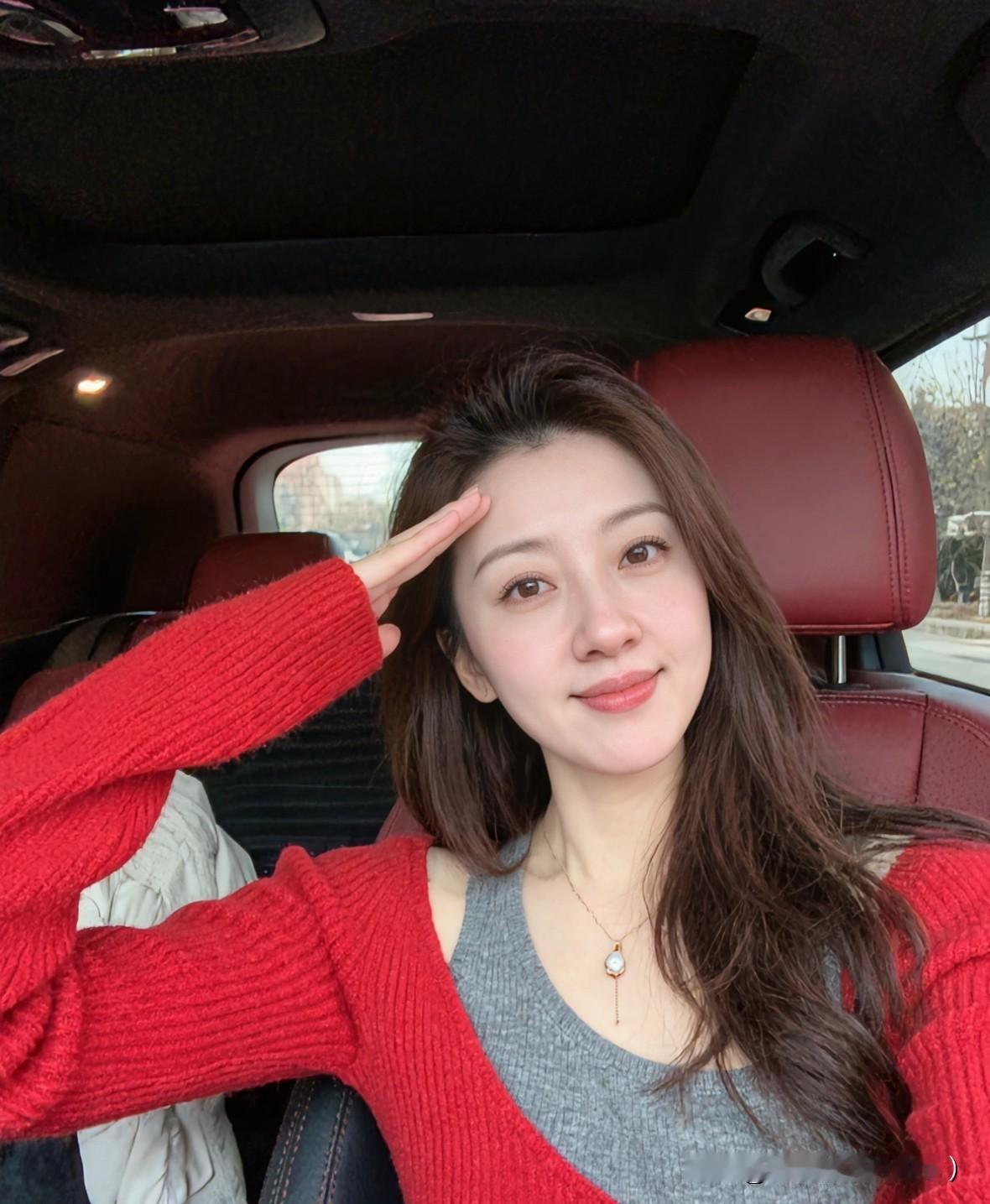 情绪平和，才是人生最好的修行。人这一生，拼到最后，拼的从来不是运气，而