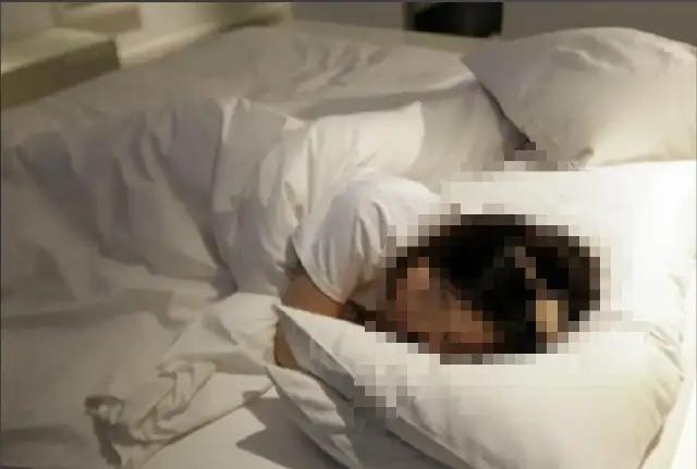 广东深圳，男子看上了一女网友，想要约女子去酒店里开房。男子承诺，只要见面就给30