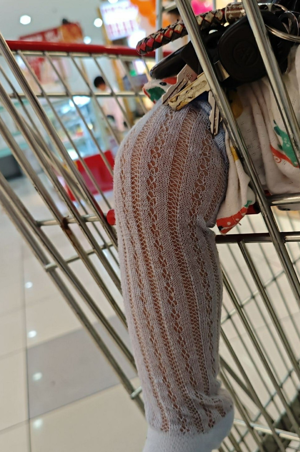 听说丝袜有流量，我来试试
