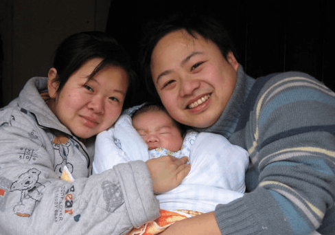 “出月子那天必须给婆婆磕头赎罪, 这是规矩, 不磕就滚! ”