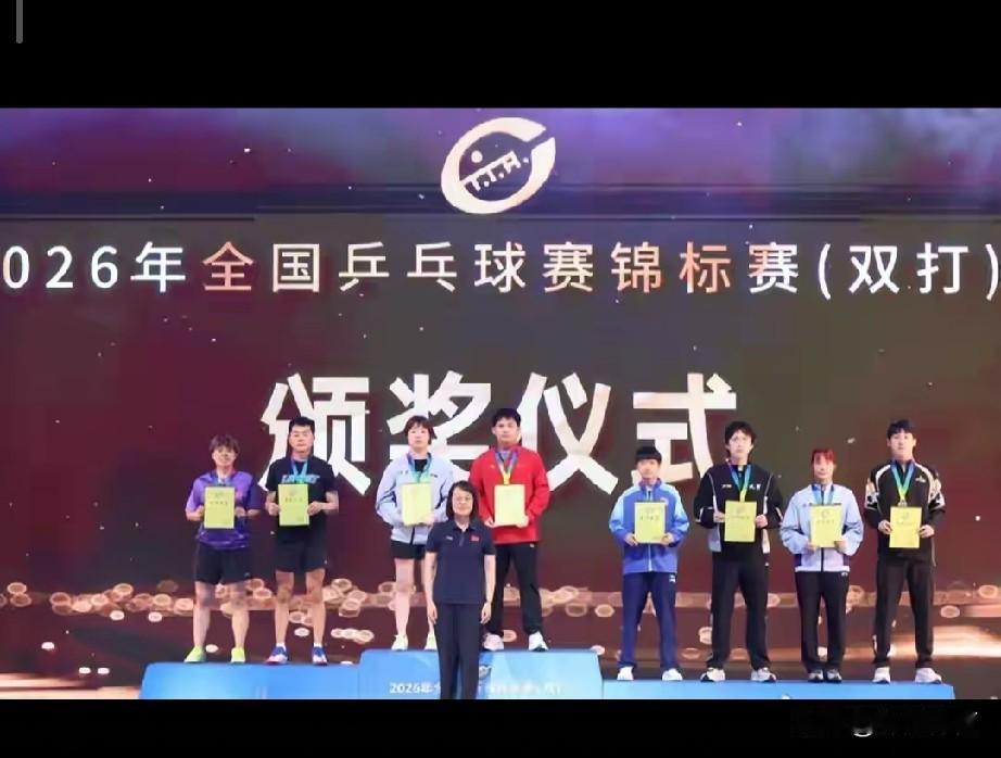 全锦赛深度总结！国乒主力格局敲定，新星完成救赎，赛场冷门彰显内卷随着202