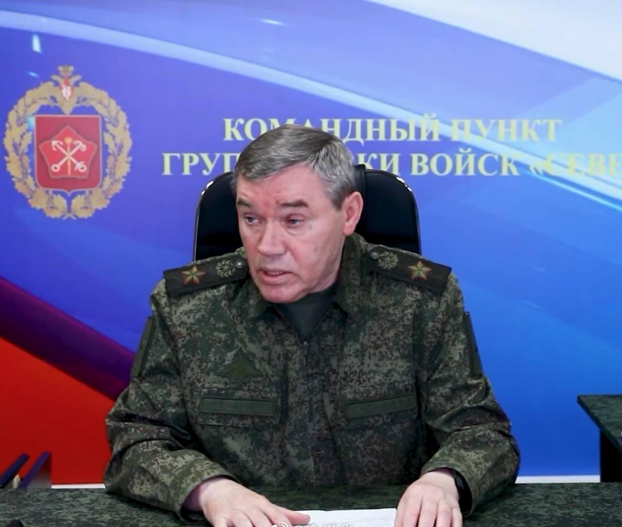 俄军总参谋长格拉西莫夫称，俄罗斯军队在2025年12月达到了最高的进攻速度。一