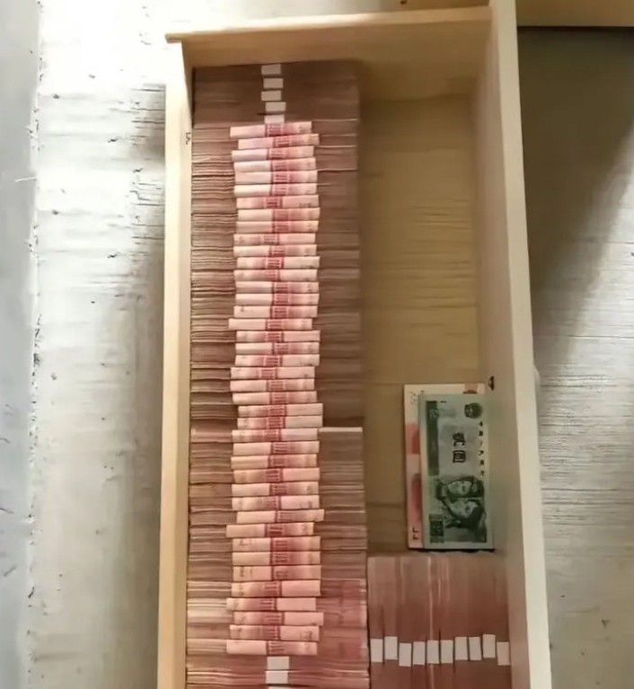 十年的积蓄，连买房首付都不够，人生该怎么办?