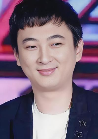 知道王思聪为啥不认闪闪吗？事实是并不是王思聪不承认孩子是他的，他心里也明白，闪闪