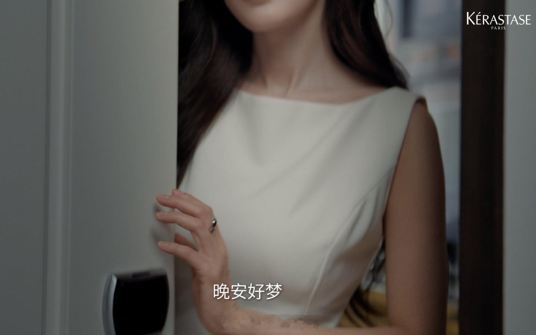 杨幂的这句晚安好梦能听一百遍跟着杨幂get同款晚安护发仪式感！伴着温柔香气入睡