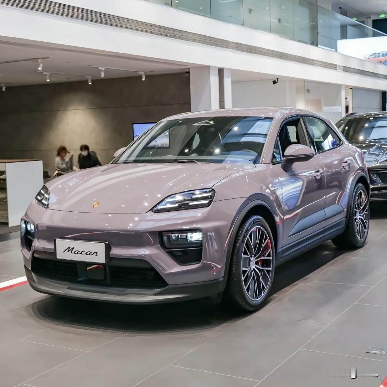 跌破40万的保时捷Macan，富婆们还看得上吗？当年加价排队才能提的保时捷M
