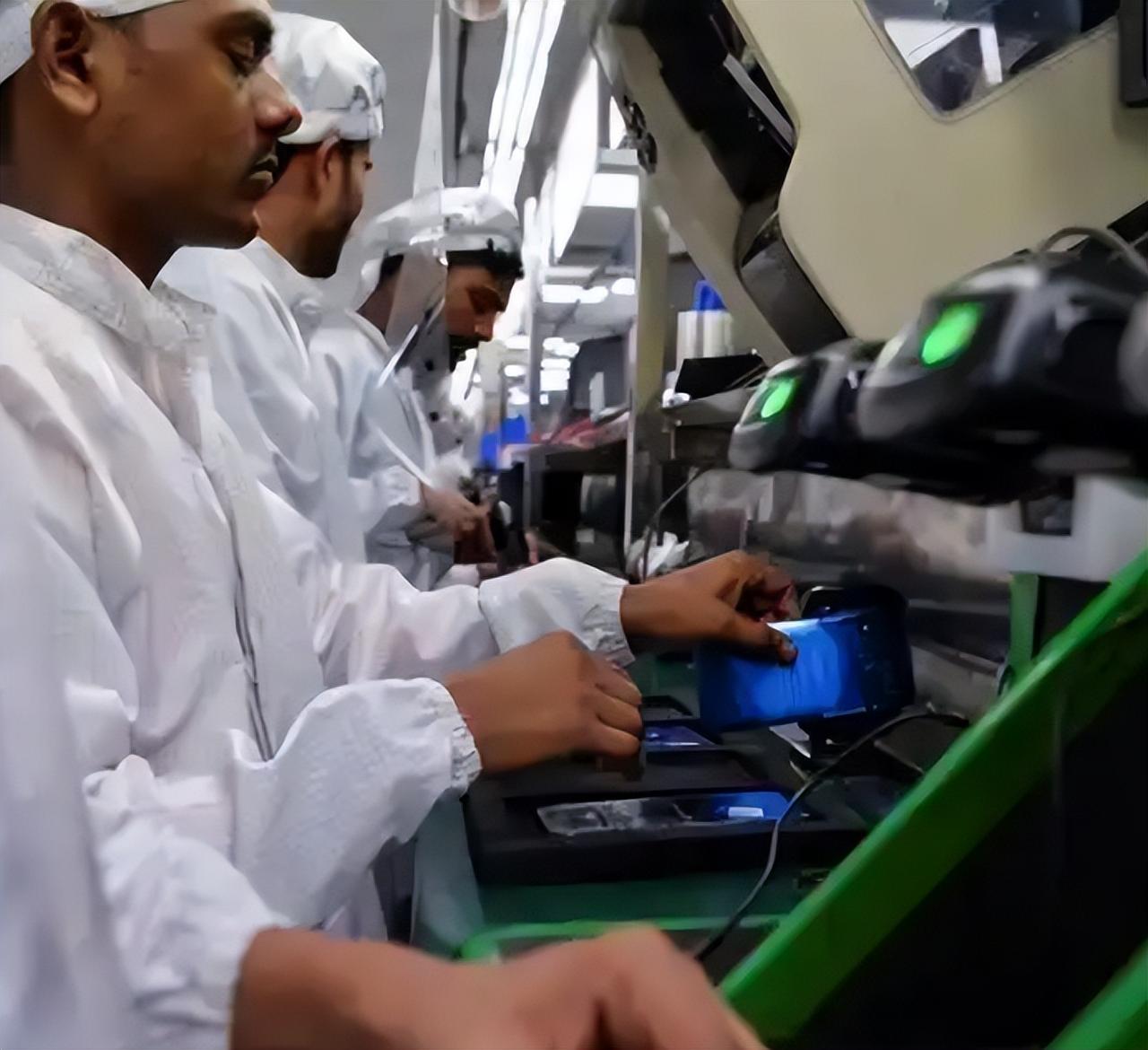 印度学者一语道破天机：模仿中国这十年，印度为何输得连底裤都不剩？被誉为“印度