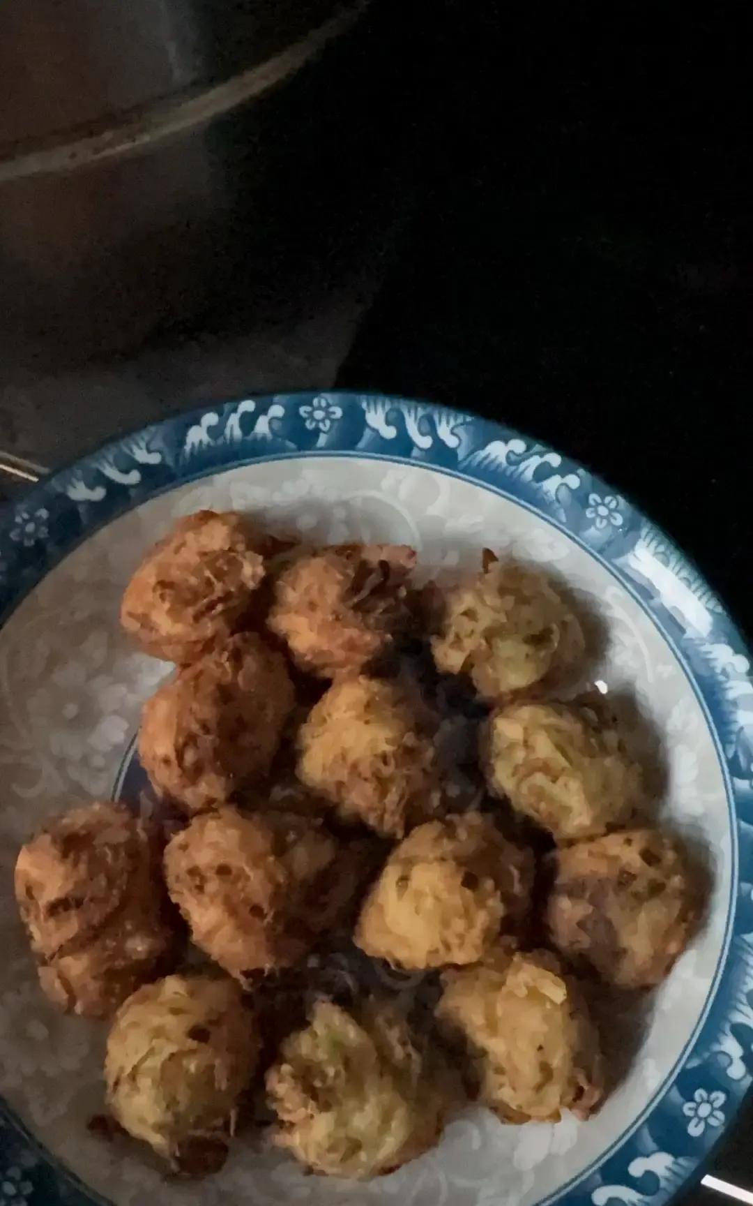 小林高烧十天硬扛甲流差点进医院的事把我看愣了。我上周也中招，第一天5℃还以为