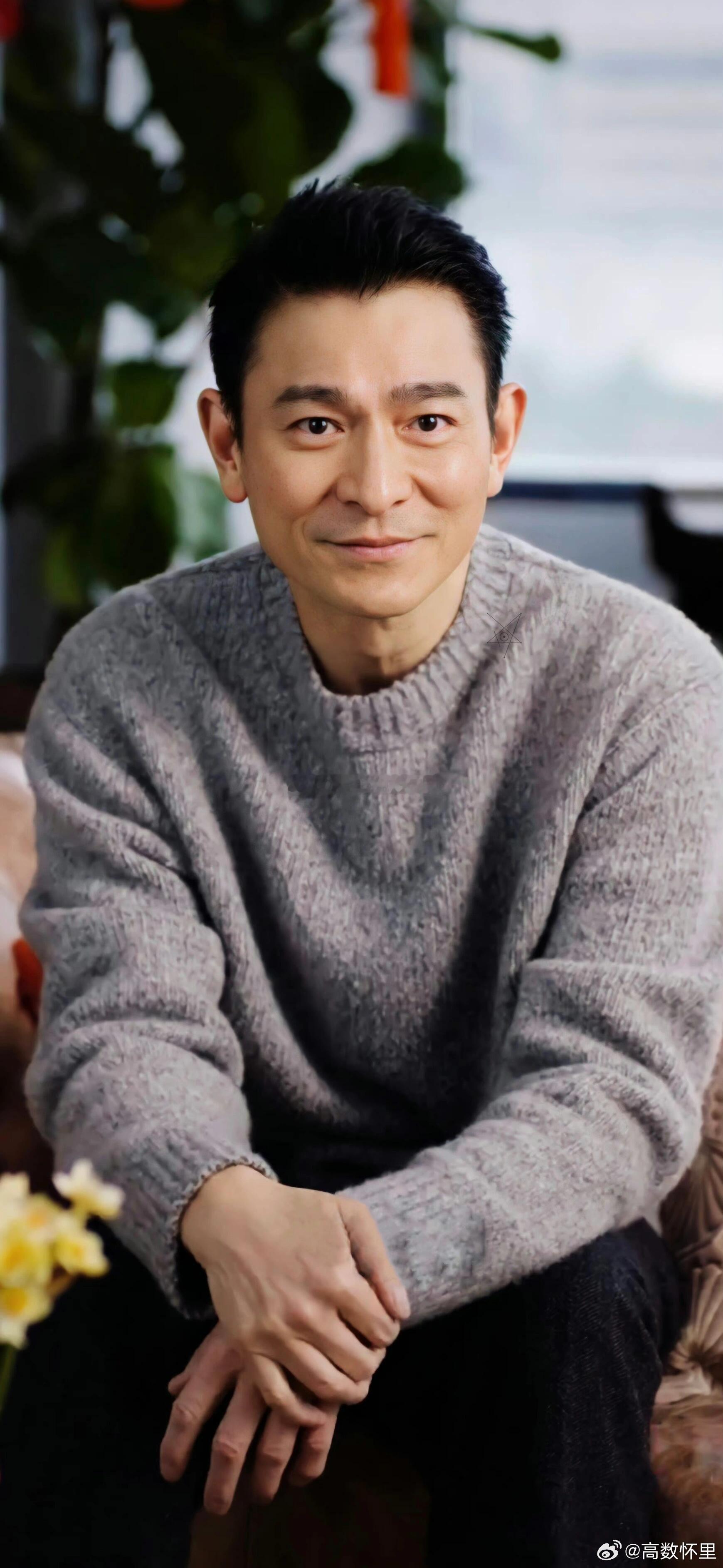 谁被华仔随笔信里的人生智慧戳中了！难里藏着“又”，是一遍又一遍的不放弃。44年