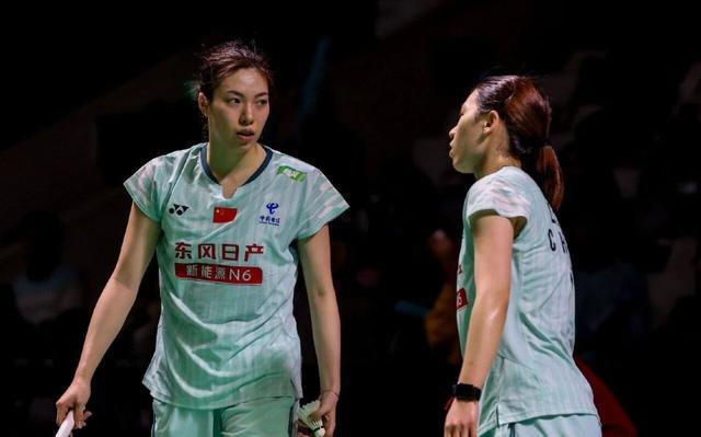 鲍骊婧/李怡婧2-1梅丽莎/库苏马胡珂源/林祥毅0-2因陀罗/华金朱轩辰0-