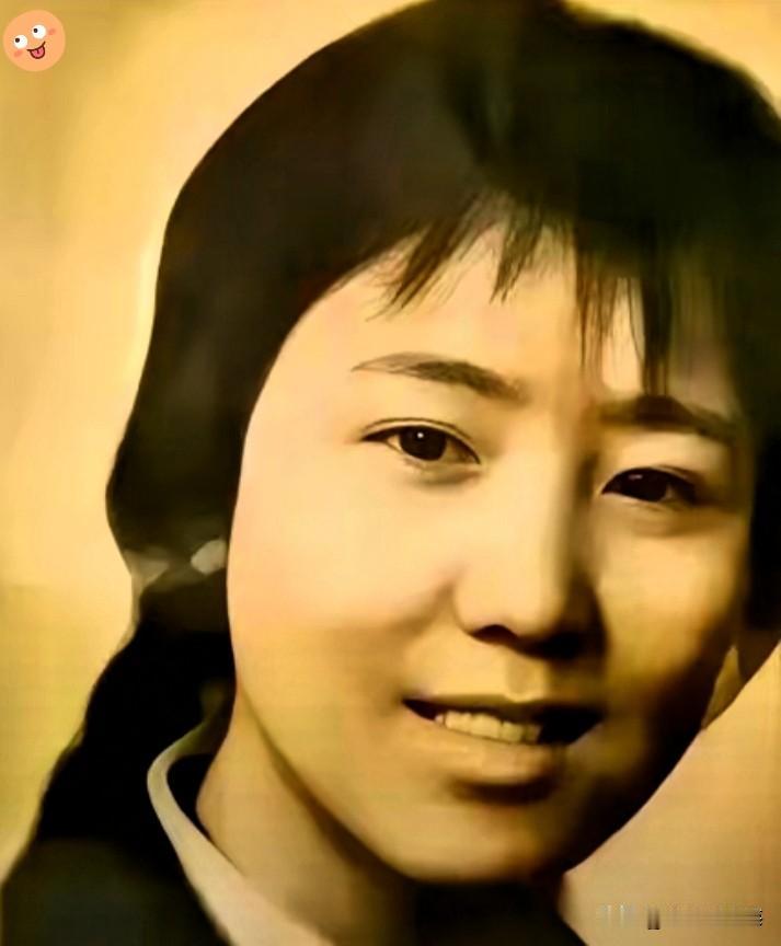 新婚夜新娘跪地坦白怀了前任的孩子，搁现在，这婚离定了，还得挂网上去闹。可19