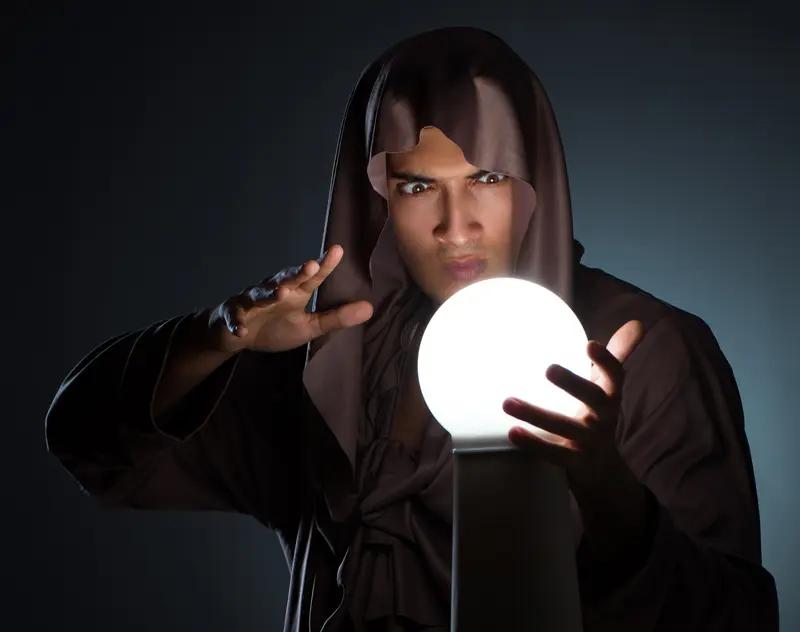 预言真的会实现吗？还真不好说。就拿马云“房价如葱”的预言来说，2018年楼市正火