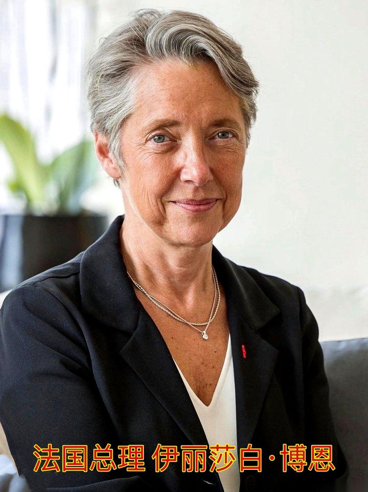 刷手机刷到一个事儿，特有意思。法国总统马克龙，四年来了四次。脸都快刷熟了。