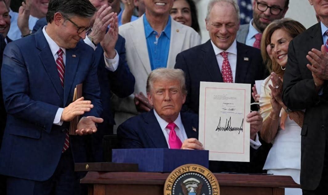 中美贸易局势变了，企业都在提前自救。2026年1月，美国法院很快将裁决特朗普时代